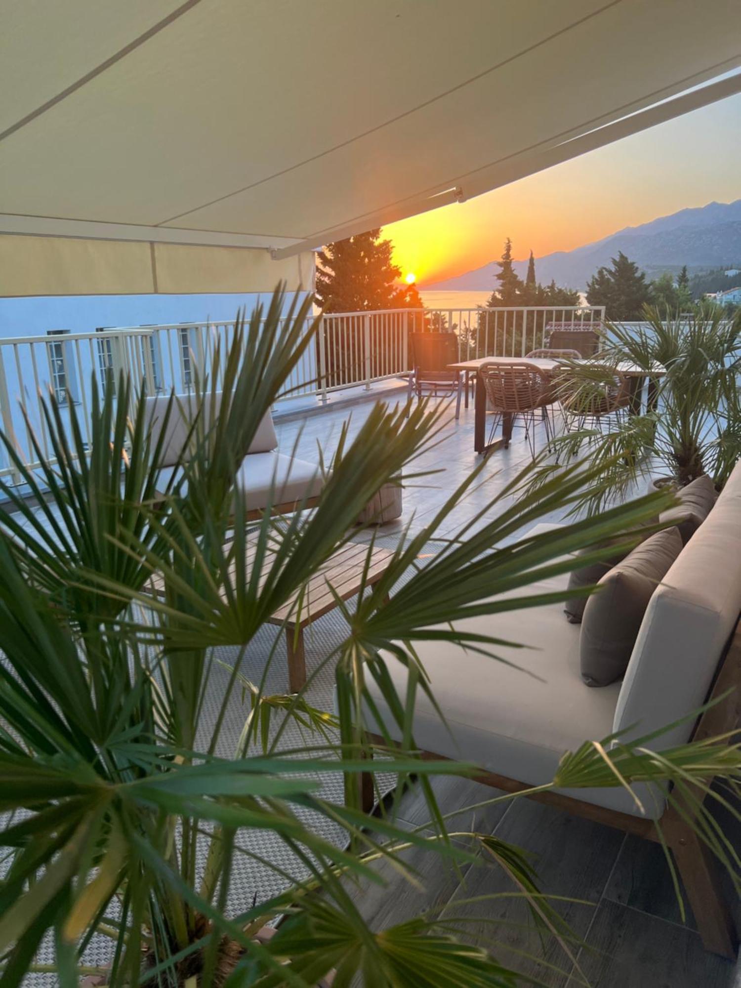 Sunset Huus Lejlighed Starigrad Paklenica Eksteriør billede